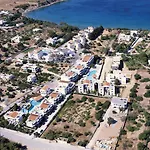 Islands 2* Pefki