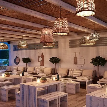 Islands Hotel