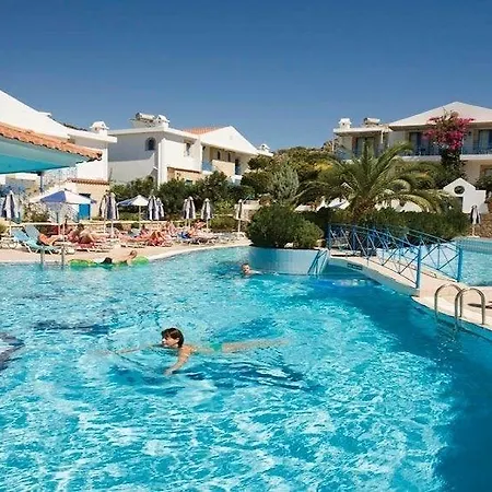 佩基群岛酒店 Pefki