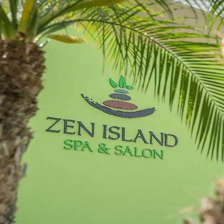 Islands Hotel 2*