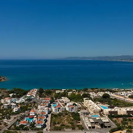 佩基群岛酒店 2* Pefki