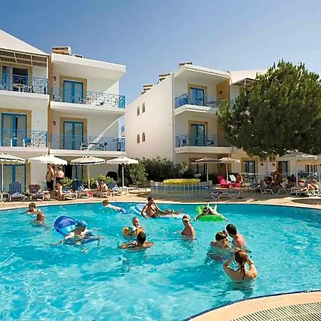 Hotel Islands 2*