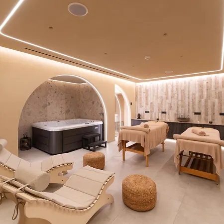 Hotel Islands 2*
