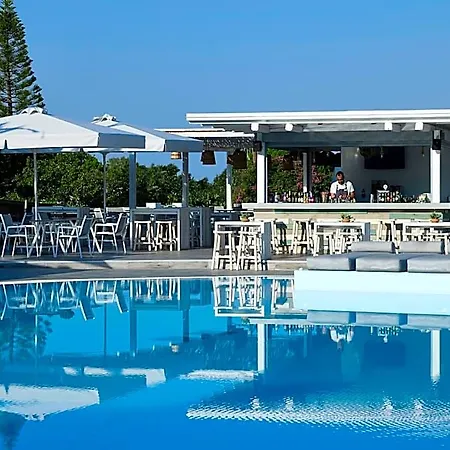 Ξενοδοχείο Islands 2*