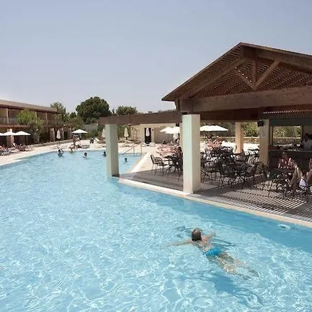Islands 2* Pefki (Rhodes)