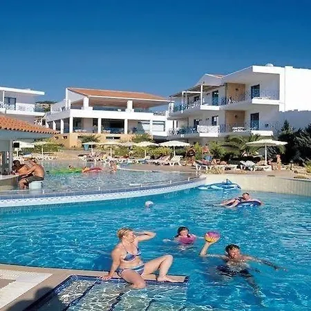 Ξενοδοχείο Islands 2*
